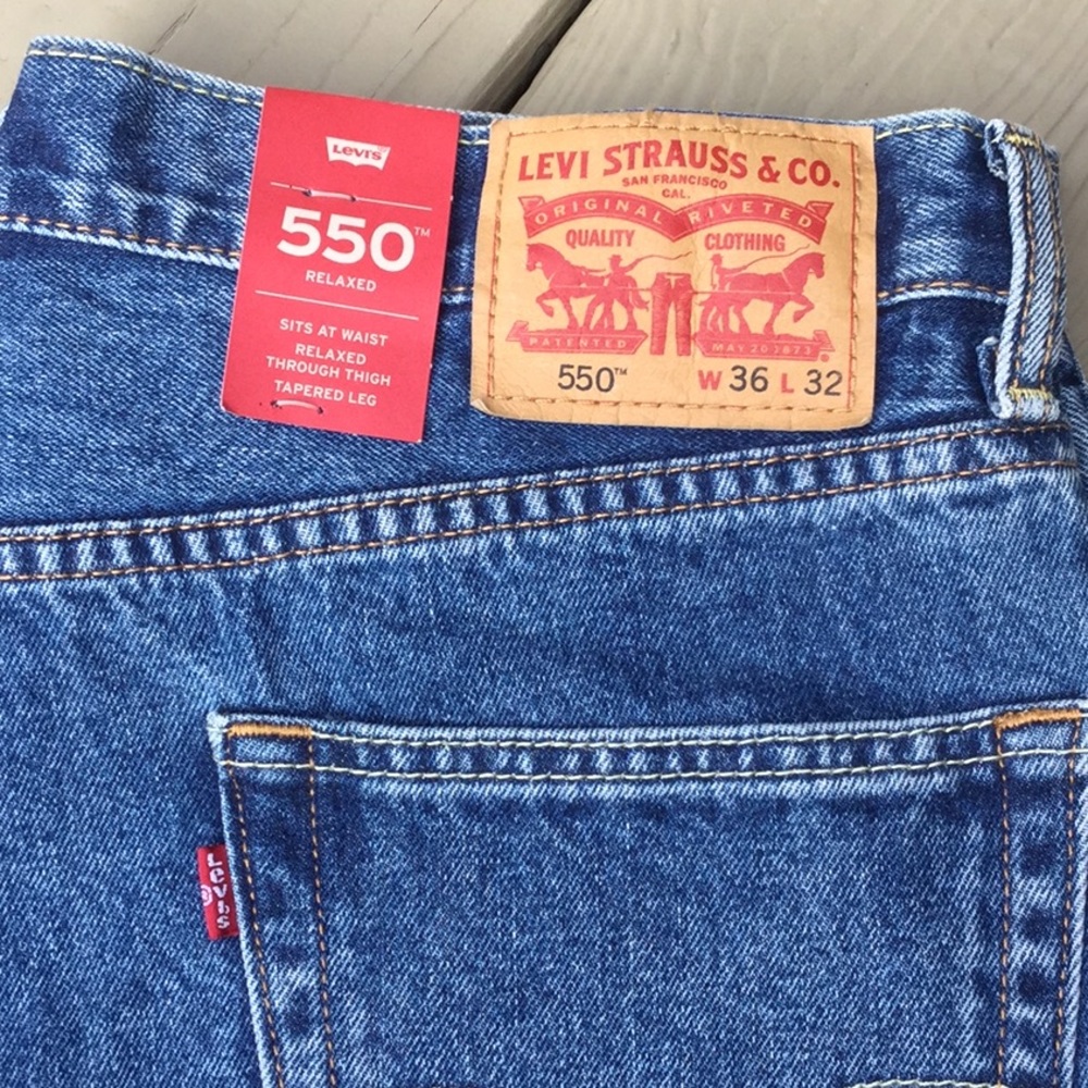 LEVI STRAUSS 505 relaxed W36 L32 NWT
